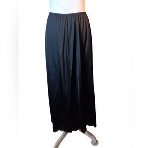 Vanity Fair Black Maxi Slip